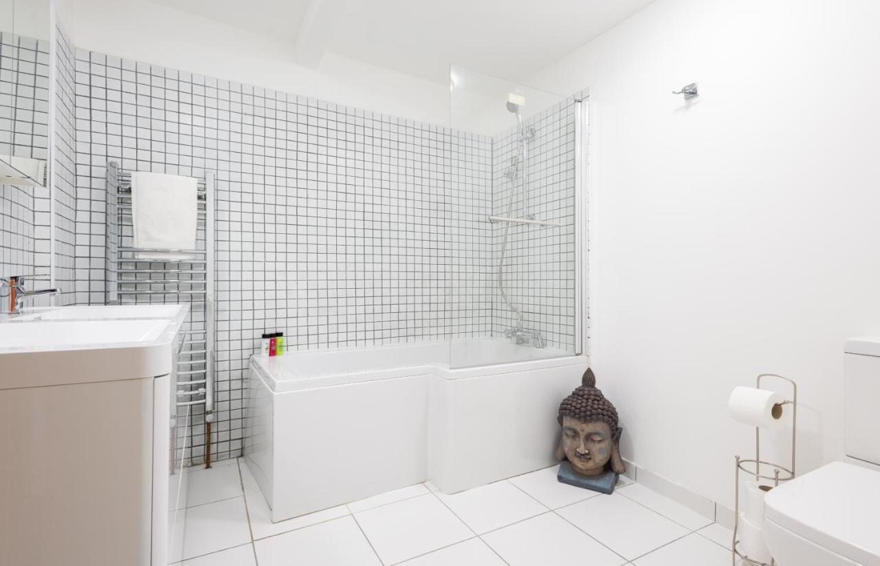 The Love Walk Apartments Лондон Экстерьер фото