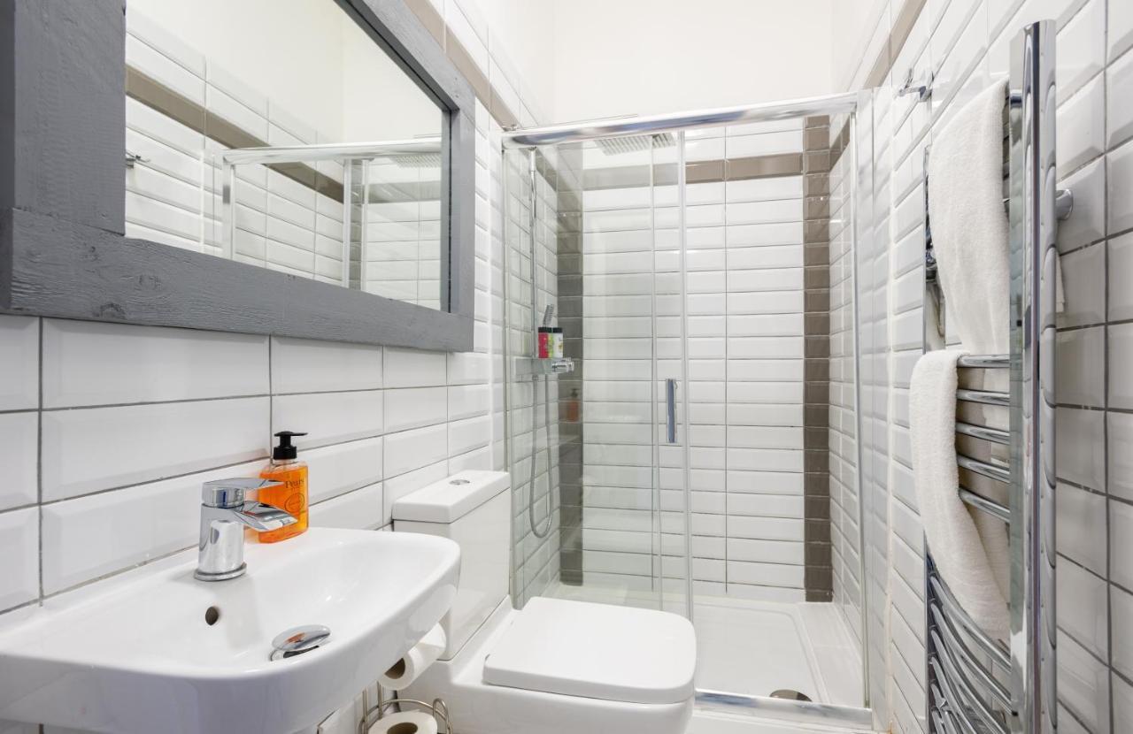 The Love Walk Apartments Лондон Экстерьер фото