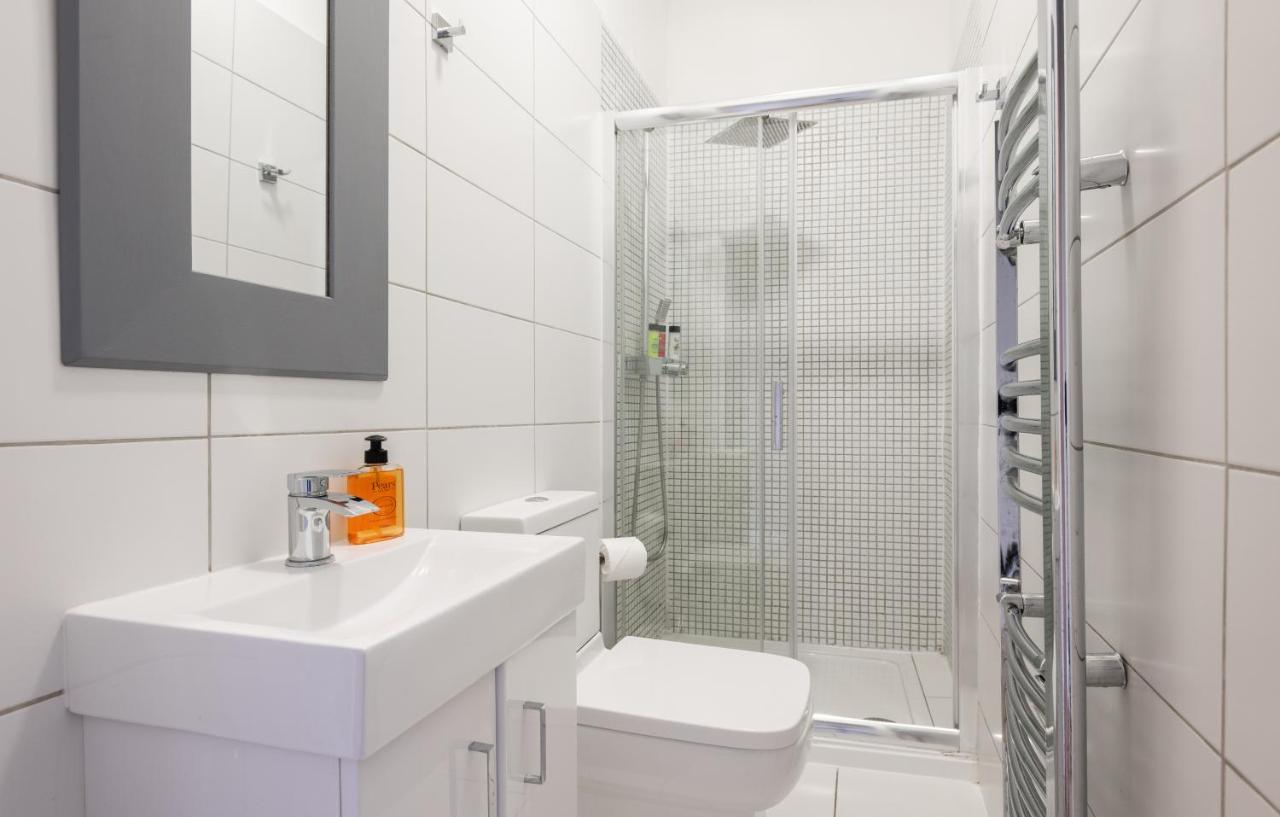 The Love Walk Apartments Лондон Экстерьер фото